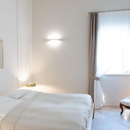 Palazzo Charlie Bed & Breakfast Lecce Bagian luar foto